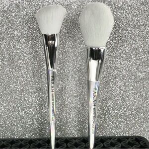 FARAH Essential Duo Luxury Holo Brush Set: Full Size Powder & Blush Brushes BNIP